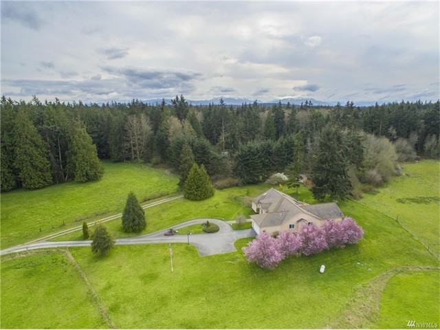 484 S Jacob Miller Rd - Photo 2 of 25