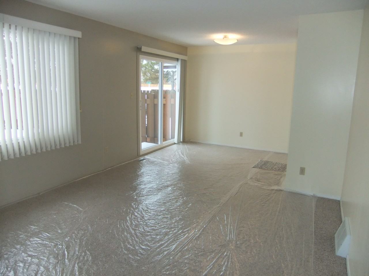 262 Callingwood Pl - Photo 3 of 5