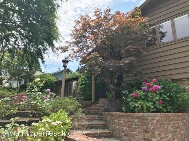 2054 Wooded Glen Dr - Photo 2 of 28