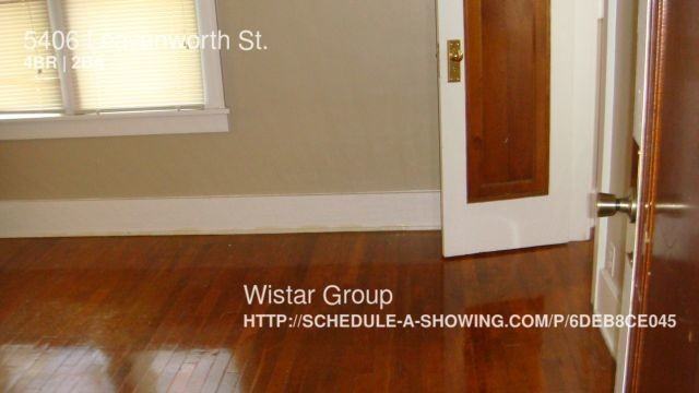 5406 Leavenworth St - Photo 2 of 6