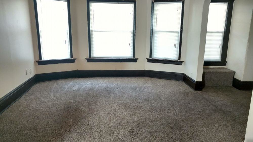 2226 N 37th St - Photo 3 of 11