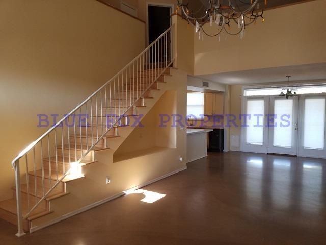 776 S Meyer Ave - Photo 2 of 12