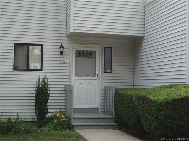 108 Timber Ln #108 - Photo 2 of 23