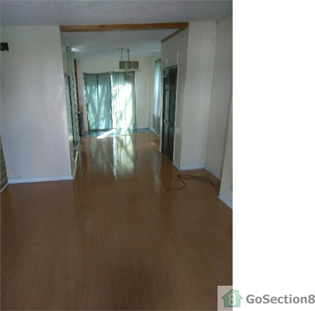 2644 Holbrook St - Photo 2 of 3