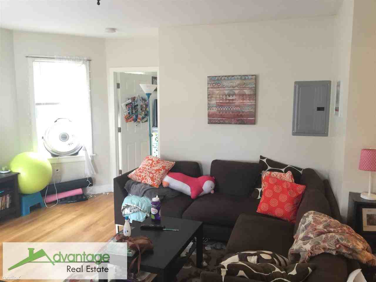 Fellsway West Somerville Apartments Fellsway W, Somerville, MA 02145