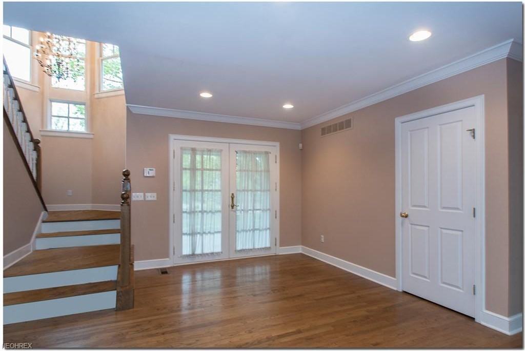 10 W Mather Ln - Photo 2 of 21