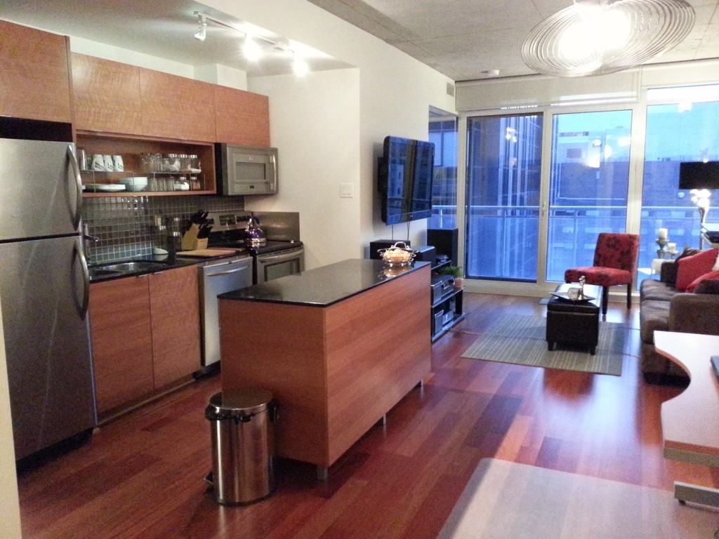 324 Laurier Avenue West Unit 1303 - Photo 2 of 12