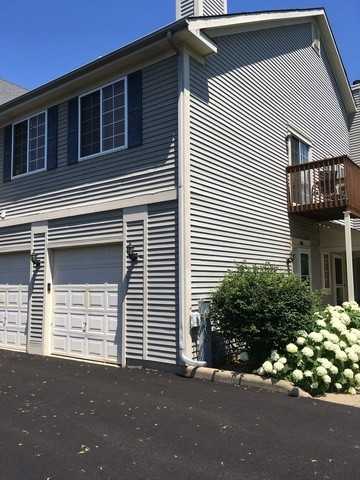 9 Windsor Cir #D - Photo 2 of 14