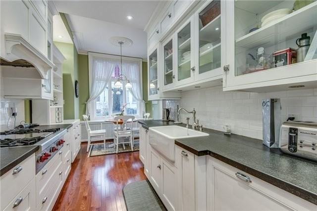 142 Collier Street - Photo 3 of 19