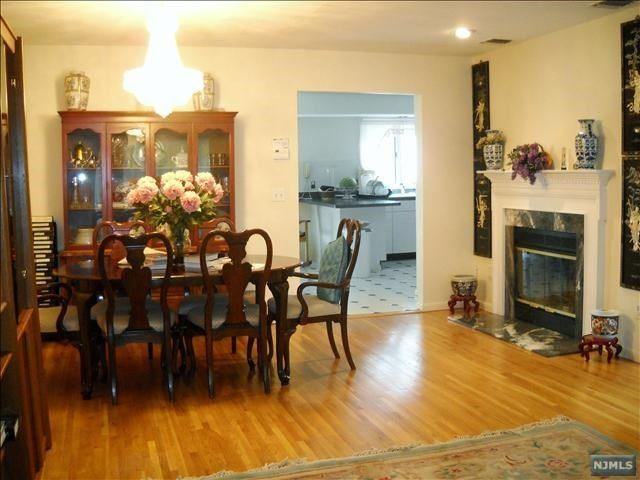 11 Westley Ln - Photo 3 of 11