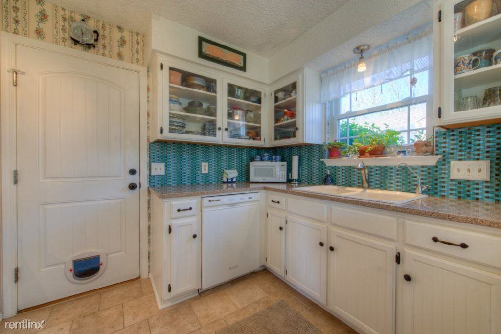 1803 Provident Ln - Photo 3 of 21