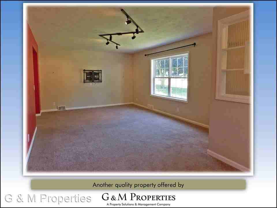 52 St Patrick Dr - Photo 2 of 32