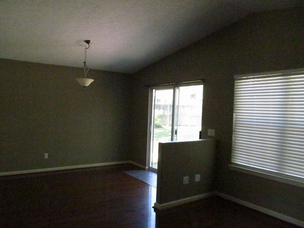 1628 Vecuna Cir - Photo 3 of 13