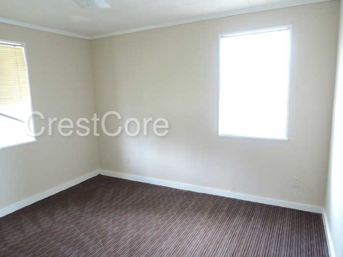 2992 Southwall St - Photo 3 of 14