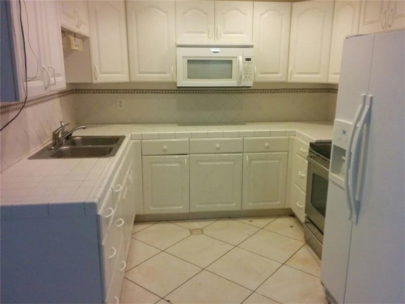 6251 Southwest 41st Street - Photo 2 of 5
