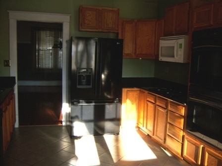 47 Park Ave - Photo 3 of 13