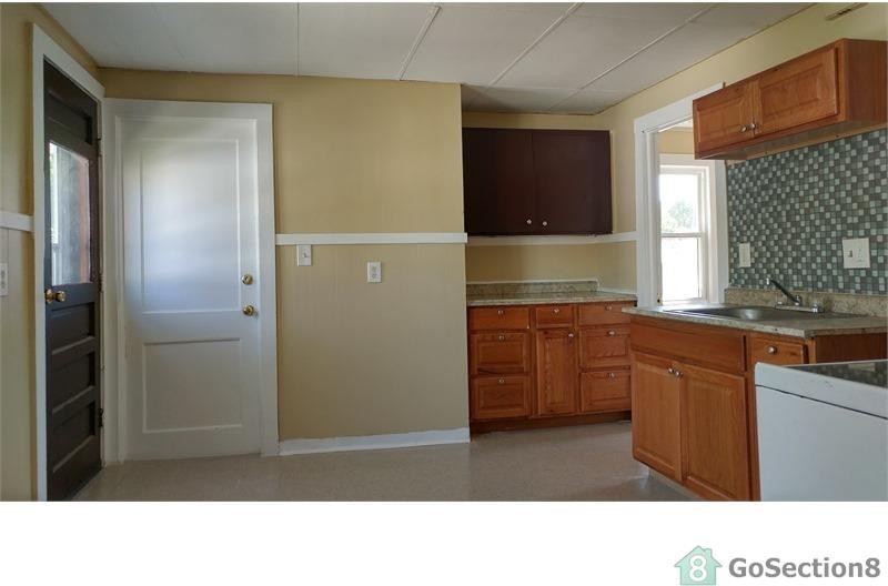 113 Dawes St #FL2 - Photo 2 of 8
