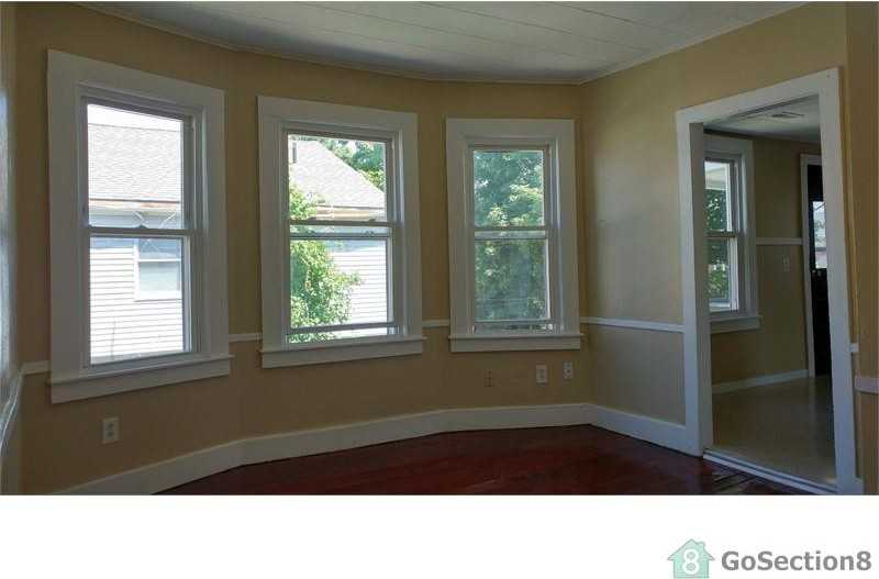 113 Dawes St #FL2 - Photo 3 of 8