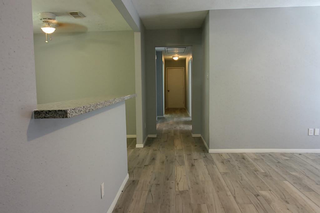 14835 Cygnus Ct - Photo 2 of 10