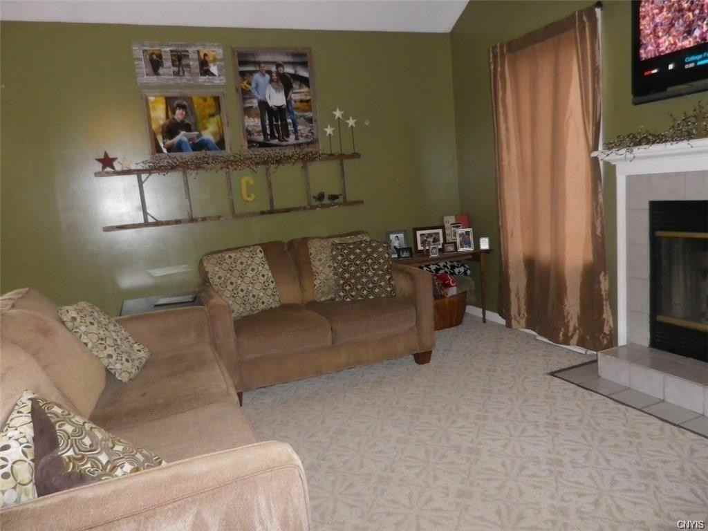 48 Upton Rd - Photo 3 of 24