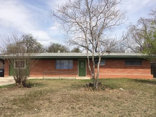 447 Globe Ave - Photo 2 of 15