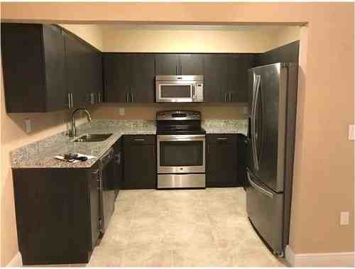 2091 Oleander Dr