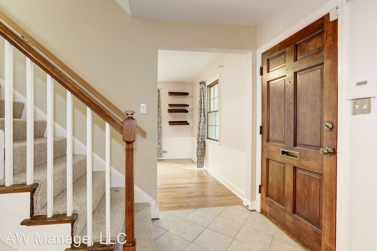 10117 Big Rock Rd - Photo 2 of 36