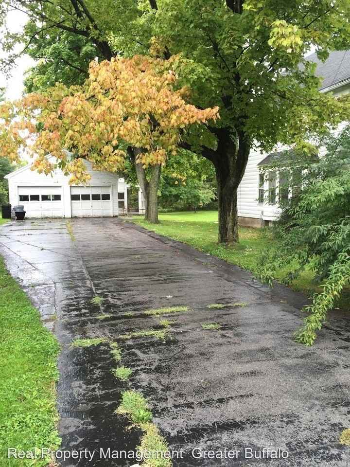 4578 Shisler Rd - Photo 2 of 16