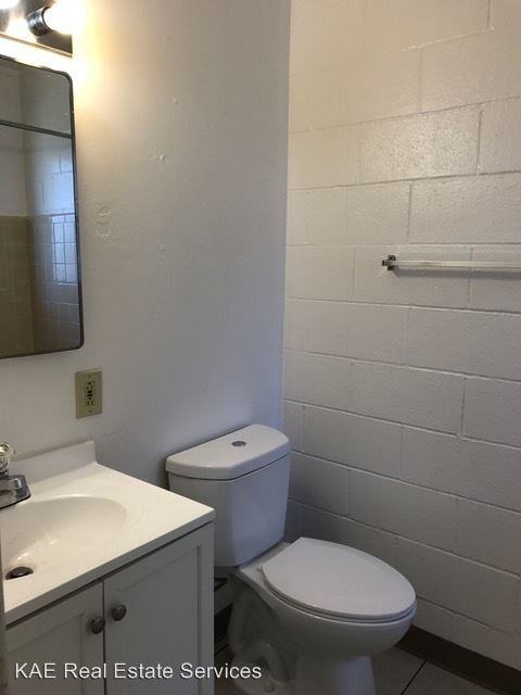 1620 PARK LANE - Photo 2 of 4