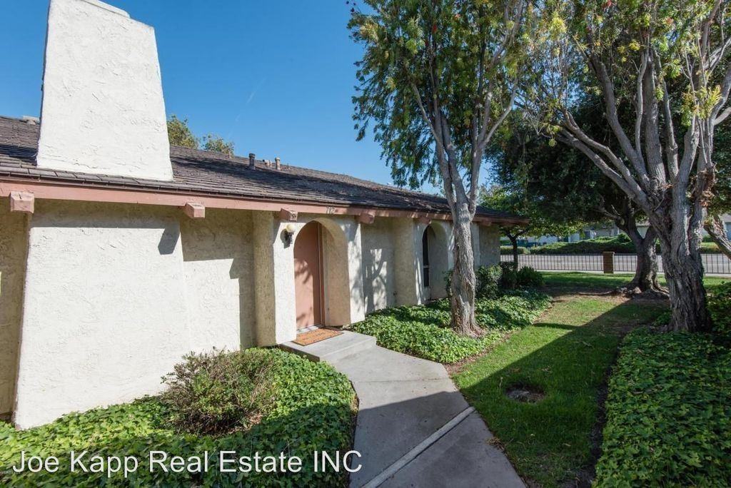 712 Nandina Pl - Photo 2 of 8