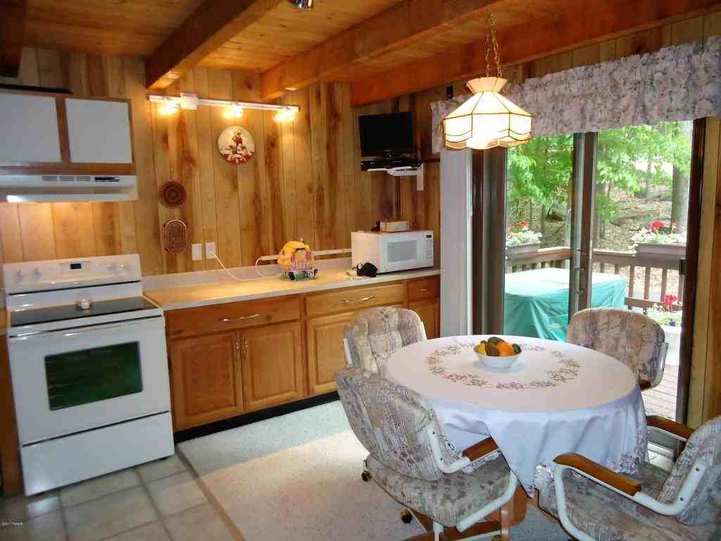 2605 Boulder Ct - Photo 2 of 22