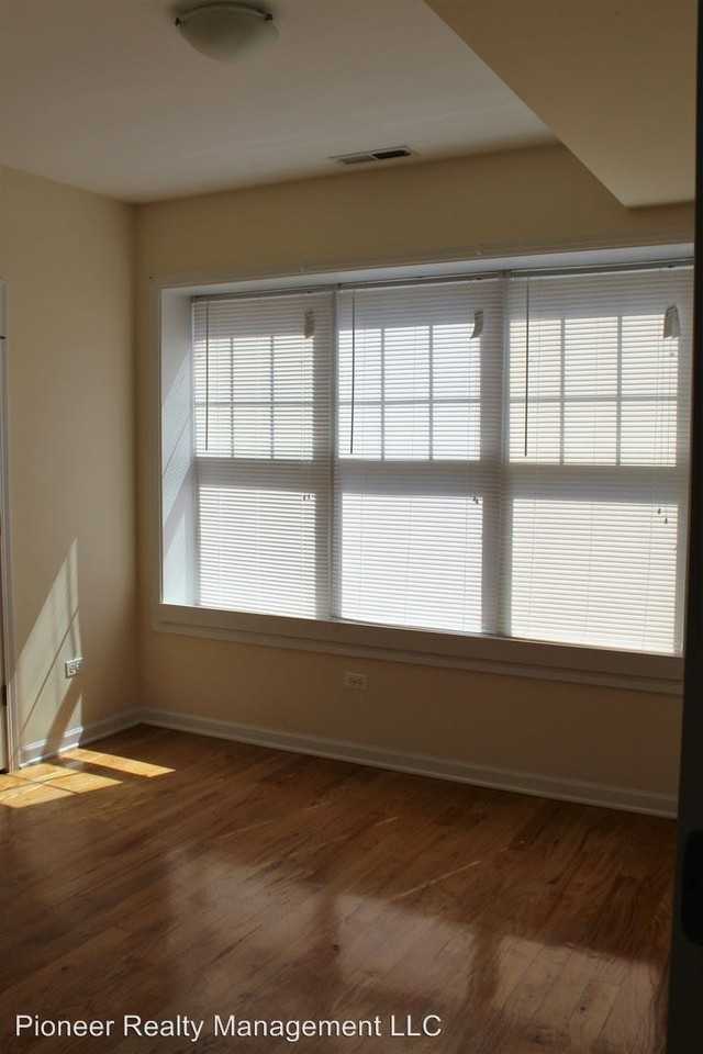 4057-59 W Melrose St/3217-19 N Karlov Ave - Photo 3 of 16