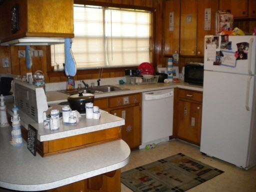 105 Teakwood Cir - Photo 3 of 7