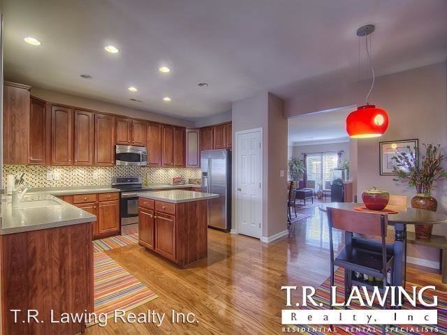 10308 Linksland Dr - Photo 2 of 9