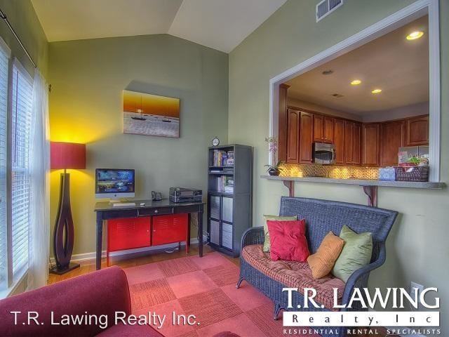10308 Linksland Dr - Photo 3 of 9