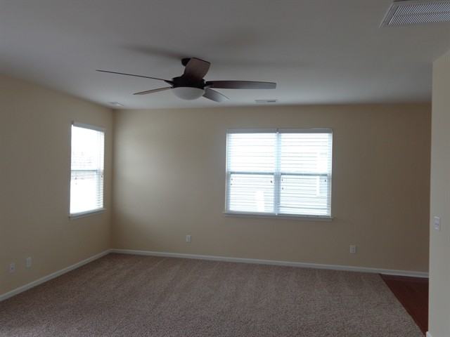 3324 Streamside Dr - Photo 3 of 12