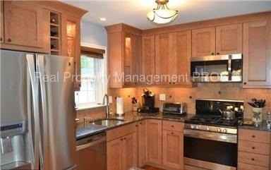 907 N Nottingham St - Photo 2 of 19