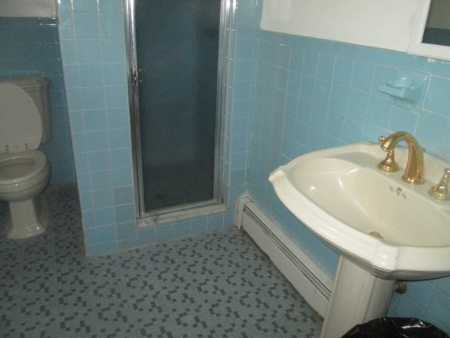 1339 Globe Ave - Photo 3 of 4