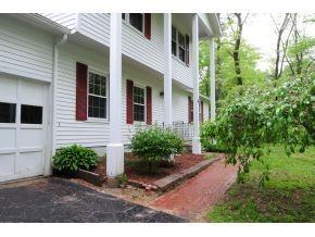 4 Ffrost Dr - Photo 2 of 26