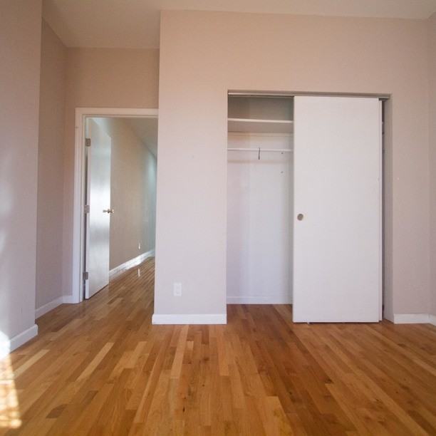 Menahan Street #3L - Photo 2 of 10