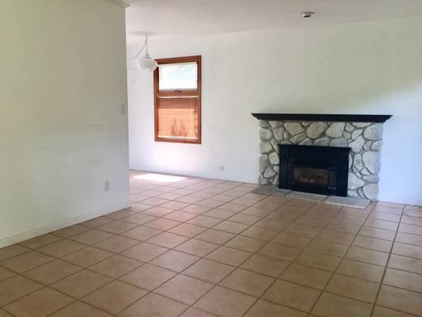 1374 Tatlow - Photo 2 of 10