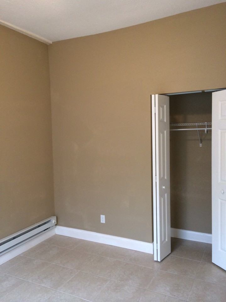 1300 28th Ave N #B - Photo 2 of 11