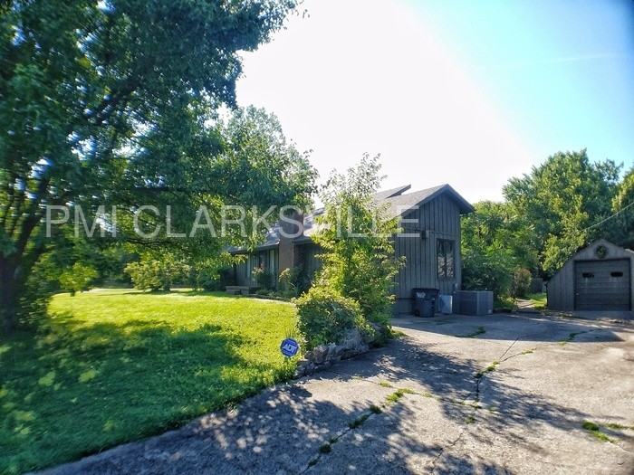 800 Channell Dr - Photo 2 of 19