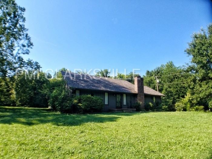 800 Channell Dr - Photo 3 of 19