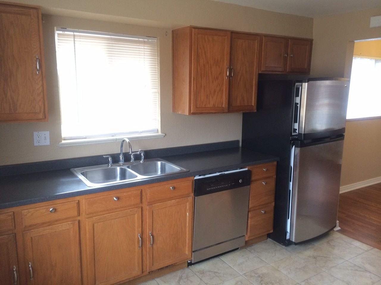 3040 Atchison St - Photo 3 of 12