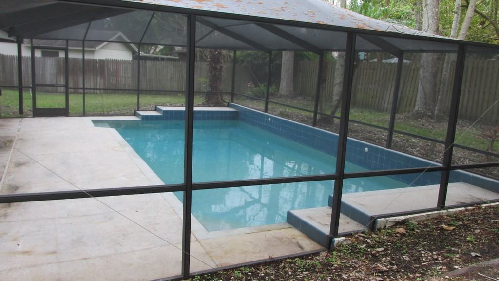 23118 Geneva Rd - Photo 3 of 17