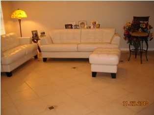 1634 Parkmoor Ct - Photo 3 of 7