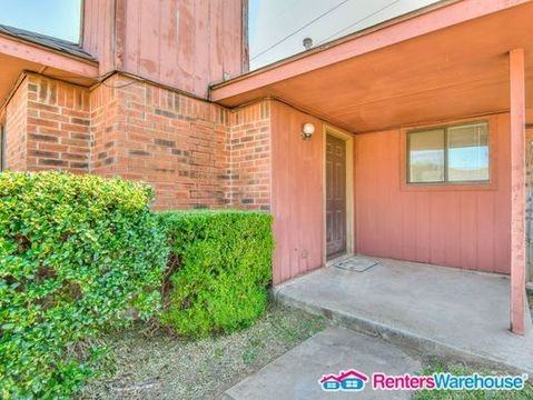 306 Nimrod Rd - Photo 2 of 20