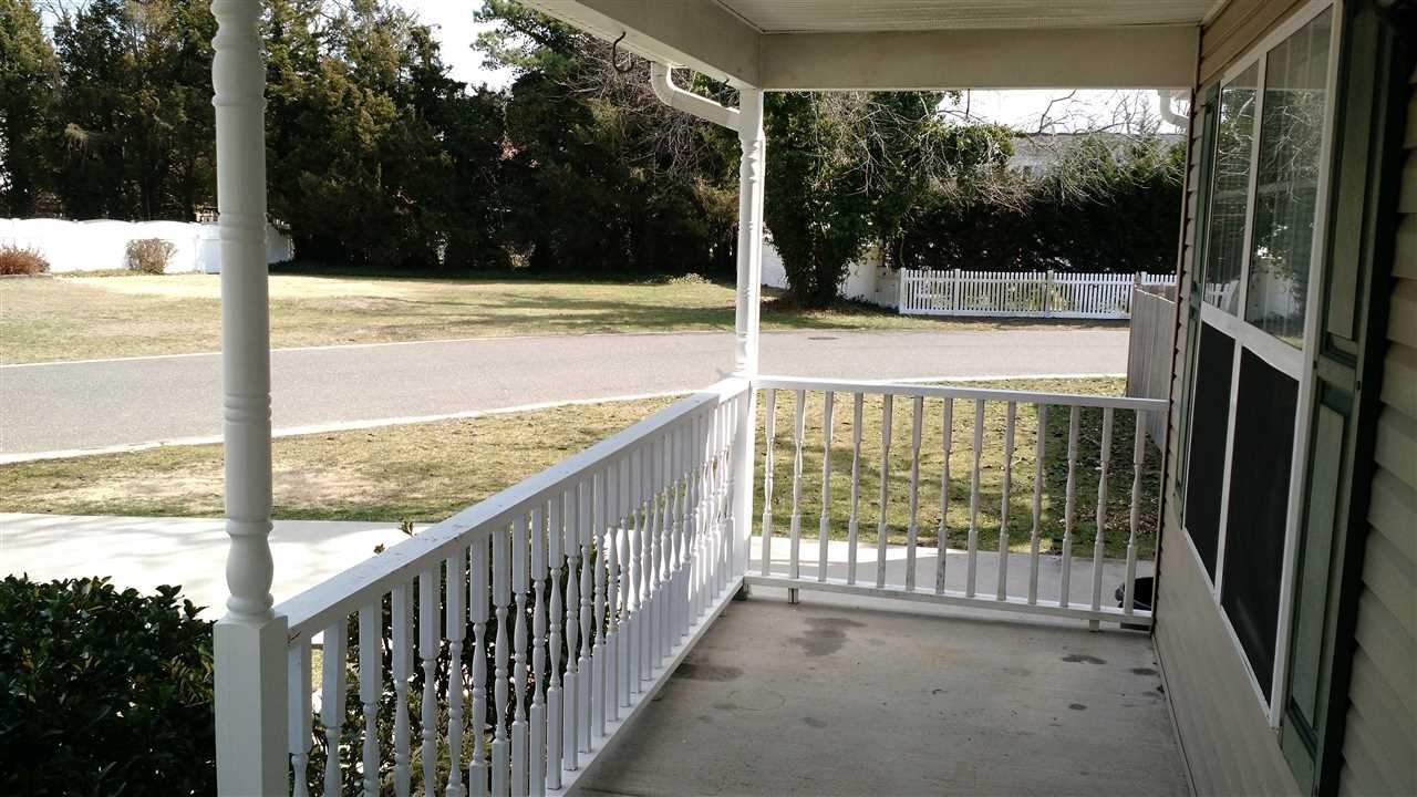 30 Henry Dr - Photo 2 of 17