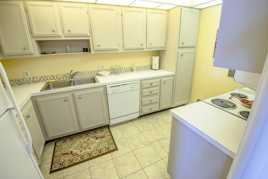 5420 N Ocean Drive 1001 Singer Island - Photo 2 of 7